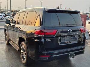 Para GX R 2023 con Volante a la Izquierda, Motor V6 de 3.5L Twin Turbo, Origen Estadounidense - Product Image 2