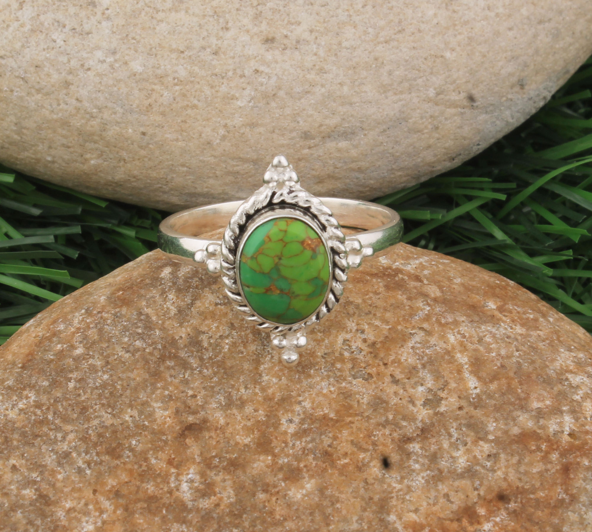 เหมือนในรูป