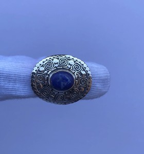 Lapis Lazuli Stone Fait à la main Dernière conception Bague en argent sterling 925 avec pierres précieuses semi-précieuses du fabricant Boutique d'usine en ligne - Product Image 2