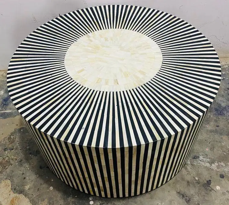Bone Inlay Coffee Table Round Striped Design in Black and White Bone Inlay Centre Table Bone Inlay Furniture