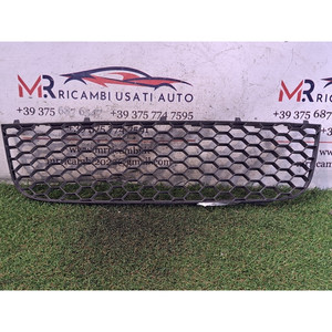 GRILLE DE PARE-CHOCS VOLKSWAGEN Golf 5 Berline 1K0853677B9B9 AXX (03>08) - Product Image 1