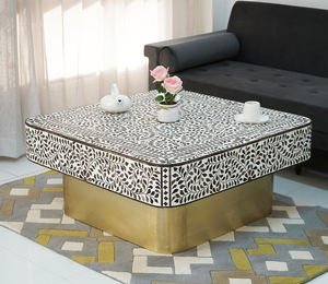 Table d'appoint en incrustation d'os pour l'intérieur de la maison - Product Image 1