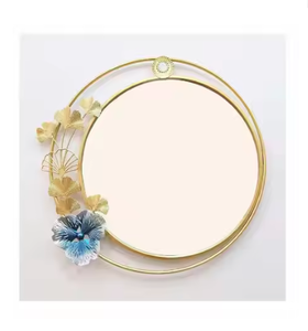 Accessoires de décoration pour tout espace Miroirs muraux Cadre en branches métalliques Miroirs muraux dorés de qualité supérieure Décoration de miroir mural d'accent - Product Image 6