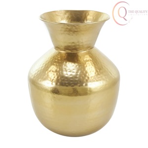 Vase décoratif en métal fait main pour table, au design contemporain et finition élégante, idéal pour la maison, le bureau et l'hôtellerie - Product Image 6