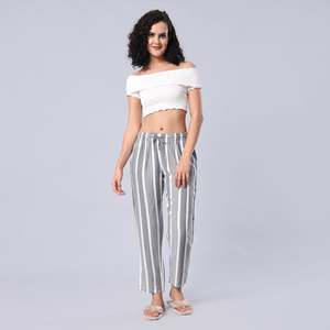 Pantalon de pyjama Evolve pour femme en coton super doux imprimé, coupe décontractée, avec taille élastique et poches, idéal pour l'été - Product Image 2