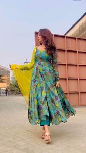 Costume de styliste imprimé SALWAR et MOTI travail dupata lancé robe de soirée imprimé FLORAL vêtements fantaisie entièrement cousus - Product Image 3