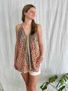 ชุดชายหาดผ้าเรยอนส่าหรีแบบแฮนด์เมดสำหรับผู้หญิงเสื้อเปิดหลังคอวีพิมพ์ลายดิจิตอลระบายอากาศได้ดี - Product Image 3