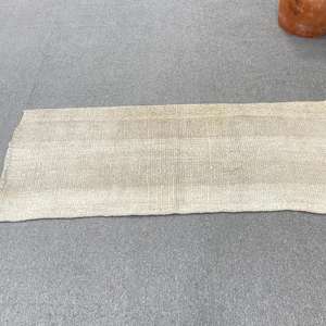 พรมตุรกีขนาดเล็ก 2.3x5.5 ฟุต สีเบจ พรมขนสัตว์สไตล์โอเรียนทัลวินเทจ - Product Image 2