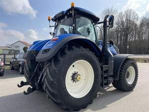 Tractor de Ruedas T7.290 de 180HP con Motor Auto Command Mit FH+FZW, Caja de Cambios y Bomba, Superventas - Product Image 3