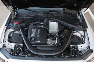 BMW M2 CS 2020 USADO, Volante a la Izquierda/Derecha - Product Image 6