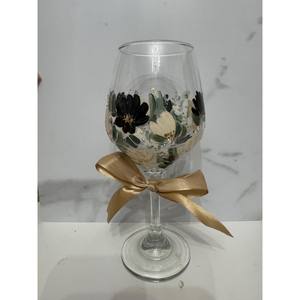 Superbe Verre à Vin Artisanal Écologique BRUSHSTROKE BLISS avec Nœud en Ruban – Style Classique pour un Service de Vin Artistique et Élégant - Product Image 6