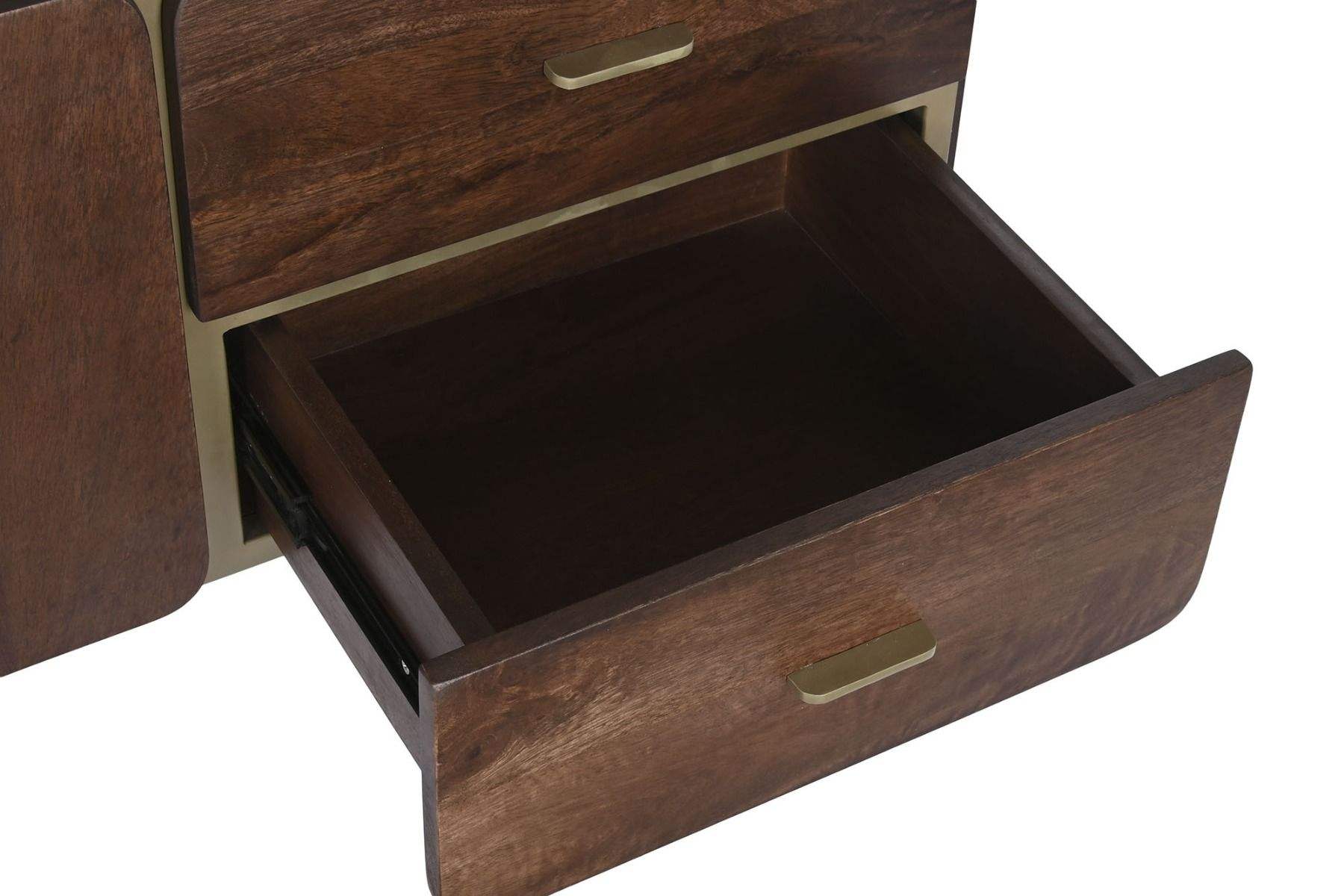 สีน้ำตาล