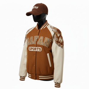 Chaqueta Universitaria para Mujer, Mezcla de Lana con Mangas de Cuero Beige, Paneles de Dos Tonos, Logotipo Personalizado, Apliques de Chenilla, Chaquetas Universitarias para Mujer - Product Image 4