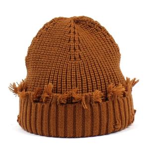 Bonnet personnalisé Jacquard Logo imprimé sur tissu tricoté uni pour hommes et femmes bonnet de détresse - Product Image 3