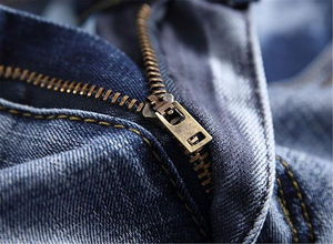 Short en jean d'été OEM pour hommes avec un design unique Short en jean de haute qualité pour hommes Streetwear - Product Image 4