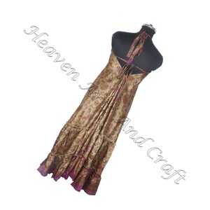 Vente en gros Robe Maxi Sari vintage élégante et bohème pour femmes col en V décontracté pour la plage Hippie Loose Summer Wear Party Wear pour filles - Product Image 6