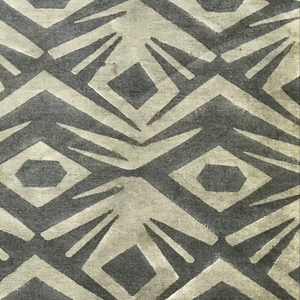 ผ้าฝ้ายพิมพ์ลายด้วยมือ ลายเรขาคณิตชนเผ่า ลายเพชร สีเทาและสีธรรมชาติ - Product Image 3