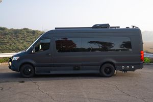 Meilleure Offre 2020 Sprinter 3500XD |   Fourgonnette à toit haut |   Véhicule de travail robuste |   Prêt à l'exportation - Product Image 5