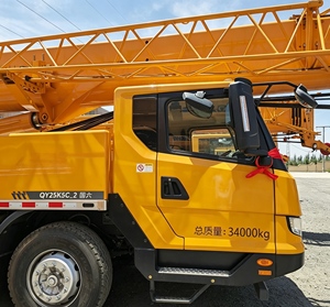Grúa Hidráulica para Camión de 25 Toneladas XQ25K5C_2, Suministro de Fábrica, Grúa Móvil de Alto Rendimiento para Construcción, Motor de Bomba y Engranajes - Product Image 6
