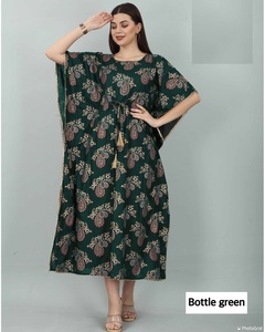 Fourniture d'usine en gros de vêtements indiens et pakistanais caftan de designer en rayonne imprimé or pour femmes au prix d'exportation - Product Image 6