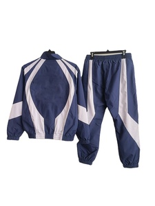 ชุดวอร์มกันลมผู้ชาย แบบมีซิป สองชิ้น ตัดต่อผ้า พร้อมปักโลโก้ตามสั่ง เสื้อแจ็คเก็ตและกางเกง  ผ้าโพลีเอสเตอร์ระบายอากาศได้ดี - Product Image 2