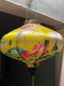 Linternas de seda, linternas tradicionales de Vietnam, marco de bambú, luces colgantes decorativas para boda, fiesta, festival y jardín - Product Image 3