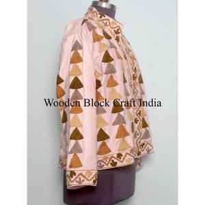 Chaqueta de Algodón 100% Ecológica, Acolchada, con Cierre de Botones, Bordado Suzani de Terciopelo, para Otoño e Invierno, Precio al por Mayor, Mangas Largas - Product Image 4