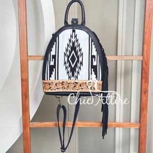 Bolso de Pecho Hecho a Mano con Patrón de Lana, Bandolera de Hombro, Bandolera de Viaje con Mochila - Product Image 1