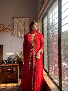 ชุดคอลเลกชั่นราราปากีสถานแบบล่าสุดของอินเดียผ้าจอร์เจียพร้อมดีไซน์ลูกไม้สำหรับผู้หญิง - Product Image 3