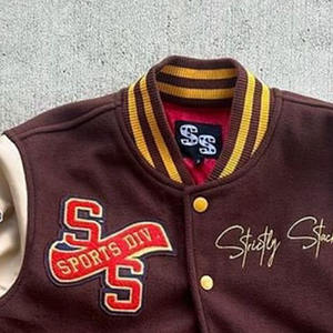 Chaquetas Varsity de Borrego Antibacterianas para Hombre y Mujer, de Alta Calidad, en Todos los Tamaños y Colores, Estilo Nuevo con Cuello Alto - Product Image 4