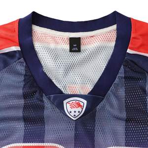 Maillot de football en sublimation pour adultes, 100% polyester, nouveau design tendance, vente en gros, nom et numéro personnalisés, manches courtes, maillot rétro en mesh - Product Image 3