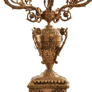 Lampe sur pied en laiton de style français antique avec piédestal en marbre luxueux et abat-jour en verre givré - Product Image 4