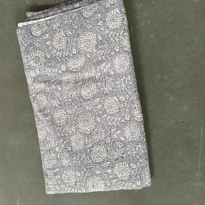 Manta de algodón hecha a mano india, funda de cama con estampado Floral gris indio tradicional para sofá, colcha y decoración del hogar - Product Image 1