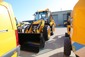 Retroexcavadora de buena calidad JCB 4CX, rueda de carga frontal, excelente estado, lista para trabajar - Product Image 6