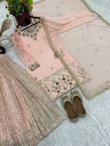 Traje Sharara de Alta Calidad para Mujer, Diseño de Última Moda, Georgette Pesada con Bordado y Lentejuelas, para Bodas, por FabZone - Product Image 2