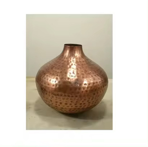 Maceta de diseño martillado de calidad Premium DE LA India, decoración exclusiva para el suelo de la boda, florero de latón para decoración del hogar - Product Image 2