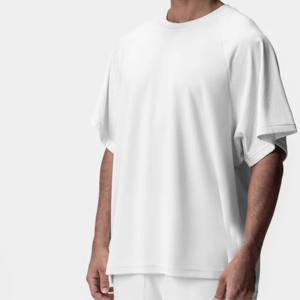 T-shirt à manches raglan durable pour hommes avec un design moderne pour une utilisation active et décontractée g - Product Image 4