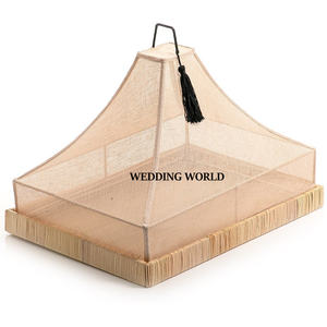 Plateau à chocolat en bois carré fait à la main Articles de mariage design Vente à chaud Nouvelle table de luxe décorée en gros - Product Image 1