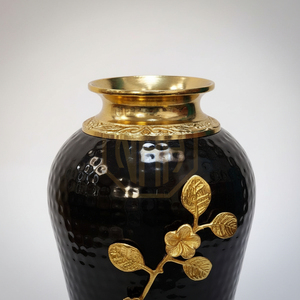 Hammered Black Metal <b>Floor</b> <b>Vase</b> Coastal Iron Flower <b>Vase</b> Luxurious Gold Plated Neck Decorative Home Event <b>Vase</b> - Product Image 6