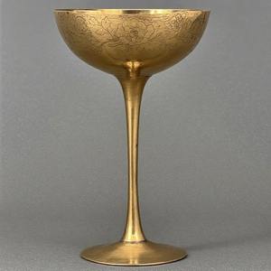 GracefulVine santificado Glory Vintage cáliz de vino adornado copa de latón religioso Ideal para altares de iglesia y ofrendas espirituales - Product Image 3