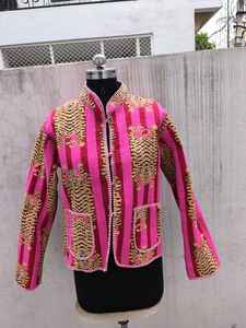 Nouvelle arrivée, veste en coton rembourrée longue pour femme, imprimé Jaipuri Sanganeri, Kantha, réversible, faite à la main, cadeau d'automne-hiver - Product Image 3
