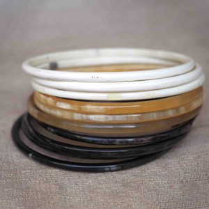 Bracelet femme de qualité supérieure fait à la main à partir de corne brute moins cher prix cornes bracelets approvisionnement direct - Product Image 1