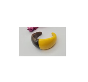 Brazalete de resina de la mejor calidad, artesanías hechas a mano, fabricante de la India, joyería de moda altamente pulida, brazalete de resina - Product Image 5