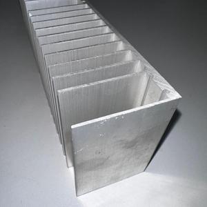 โปรไฟล์โรงงานระบายความร้อนอลูมิเนียมแบบกําหนดเองราคาขายส่งที่ song hong อลูมิเนียมที่มีฐานในเวียดนาม - Product Image 5