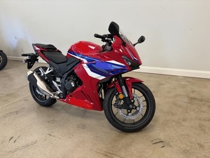 Motocicletas Deportivas CBR500R 2025 Disponibles en Stock - Product Image 6