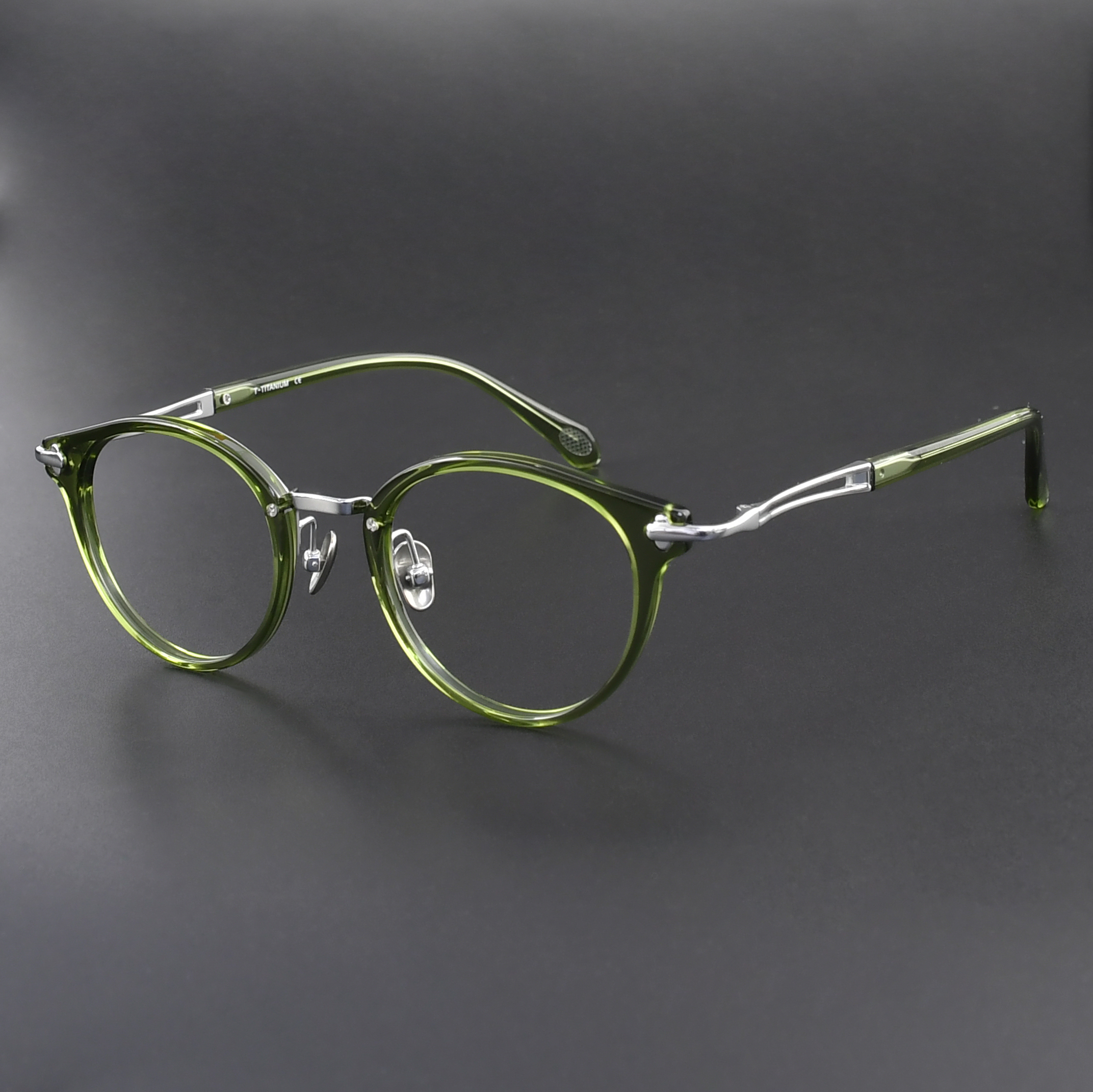 C5 Clear green silver
