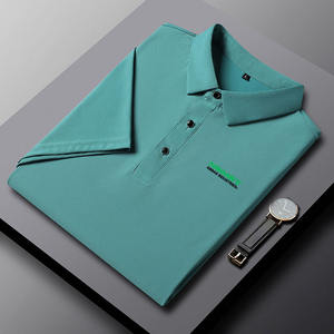 Nouveau T-shirt élégant en tricot uni 100% coton pour hommes, col rabattu, respirant, logo personnalisé - Product Image 3