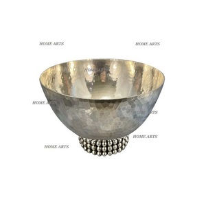 Bol décoratif en aluminium martelé avec base à perles, vaisselle de qualité supérieure, bol décoratif à vendre - Product Image 1