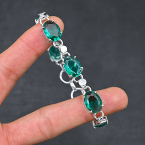 Pulsera Unisex de Lujo con Apatita Verde Creada en Laboratorio, Plata de Ley, Corte Ovalado de 10x14 mm, 5 Piedras, Ajustable de 7 a 8 Pulgadas, Elegante y Hecha a Mano - Product Image 6