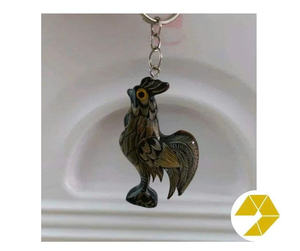 Porte-clés en corne de qualité supérieure, porte-clés en corne du Vietnam, forme de carpe, artisanat fait main, cadeau souvenir pour la décoration de sac ou collection artistique - Product Image 3